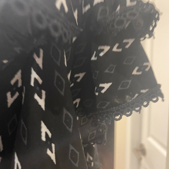 Black summer dress with red, white and yellow motifs. - Picture 5 of 7